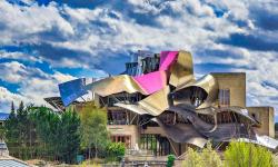 Marqués de Riscal Upategia ©Deposit Photos