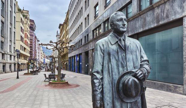 Agirre Lehendakariaren estatua @Bilboko Udala